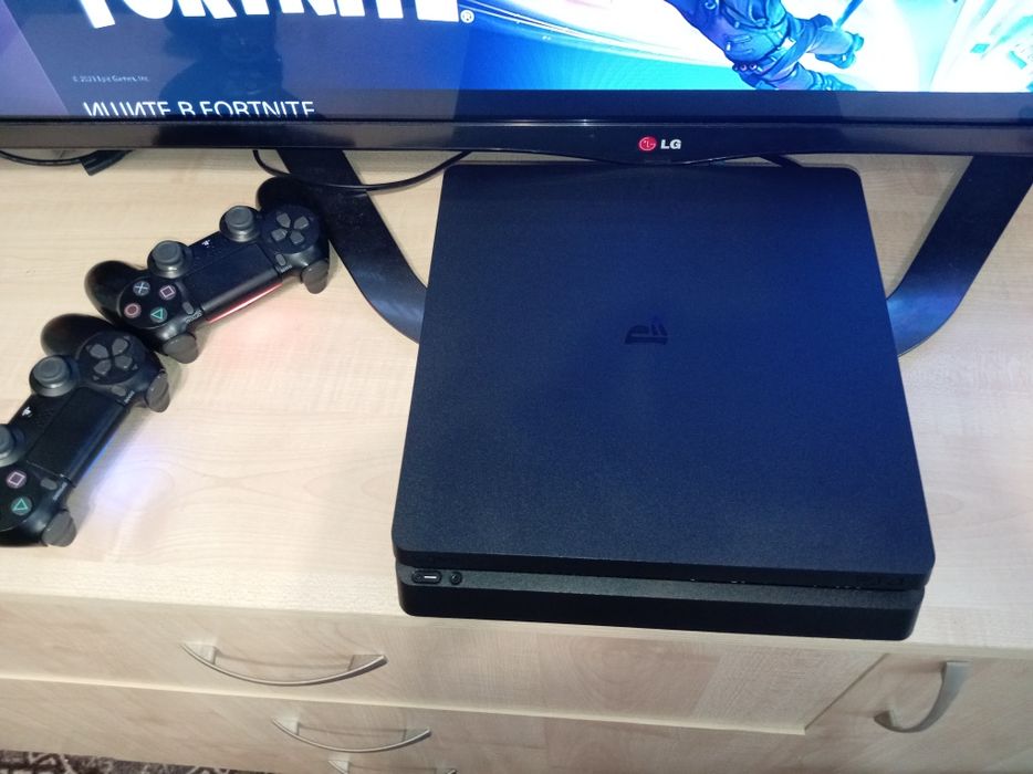 Playstation4 Slim 1td продам