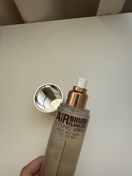 Charlotte Tilbury Airbrush Flawless Setting Spray 200ml
