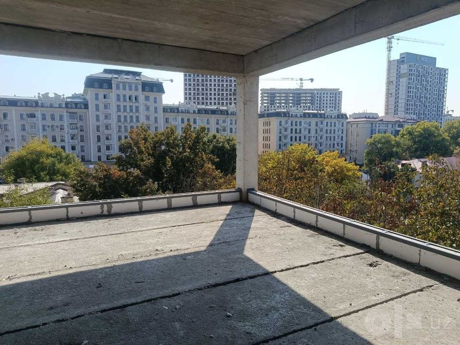 Сдаётся в аренду новое отдельно стоящее здание в Яккасарайском районе!