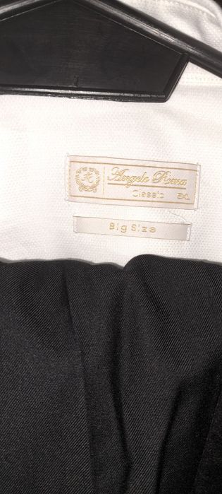 Черен мъжки костюм