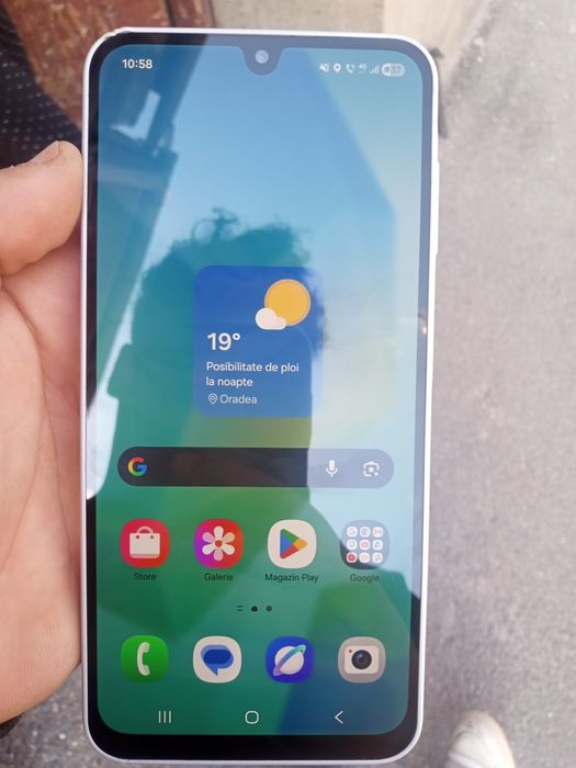 Samsung A16 aproape impecabil