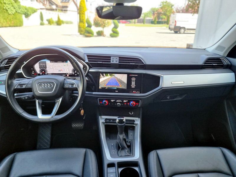 Audi Q3 Sportback Q3 Sportback / 45 TFSI e Plug-in Hybrid / AN : 2021/ACC+