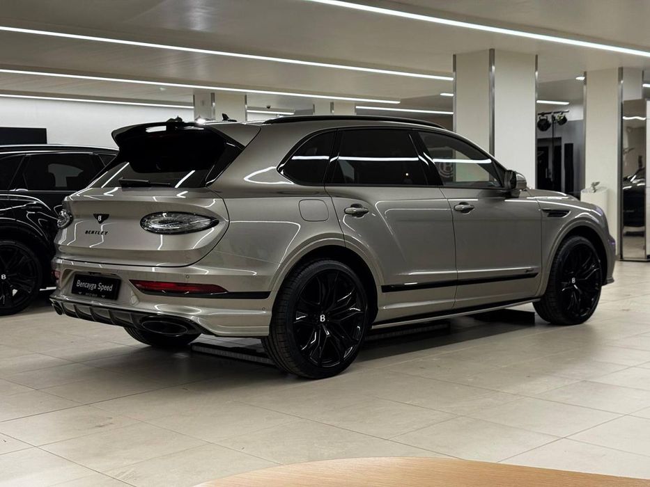 Bentley Bentayga MY2026
-