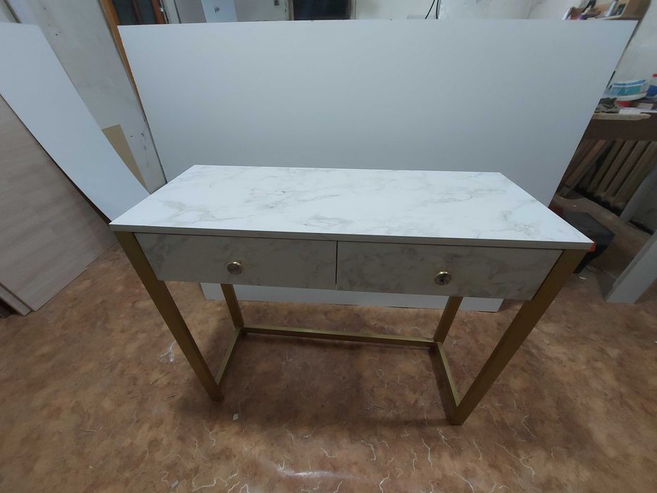 Туалетный Столики