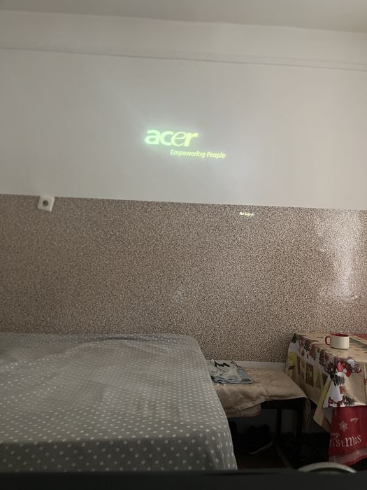 Vand/schimb proiector acer p7270i iphone samsung