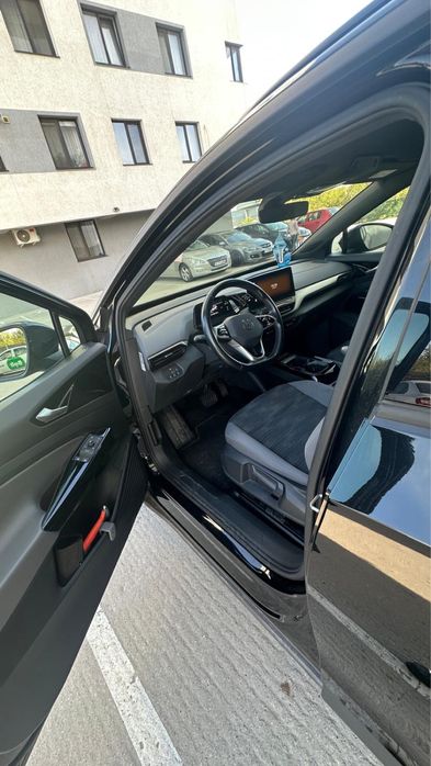 Inchiriez Volkswagen ID4 PURE pentru Uber/Bolt