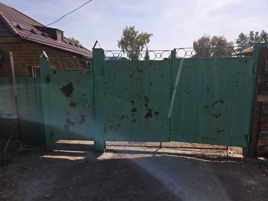 Продам ворота с калиткой
