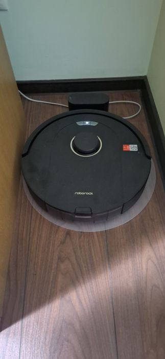 Aspirator robot Roborock q5 pro