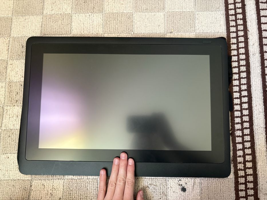 Продам планшет Wacom Cintiq 16 pro