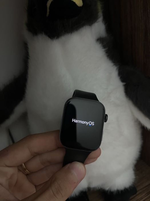 Продам часы Huawei