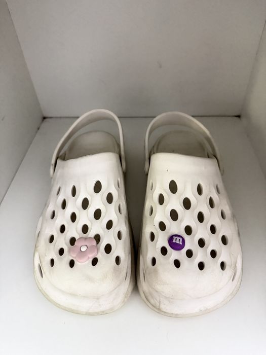 Кроксы почти новые