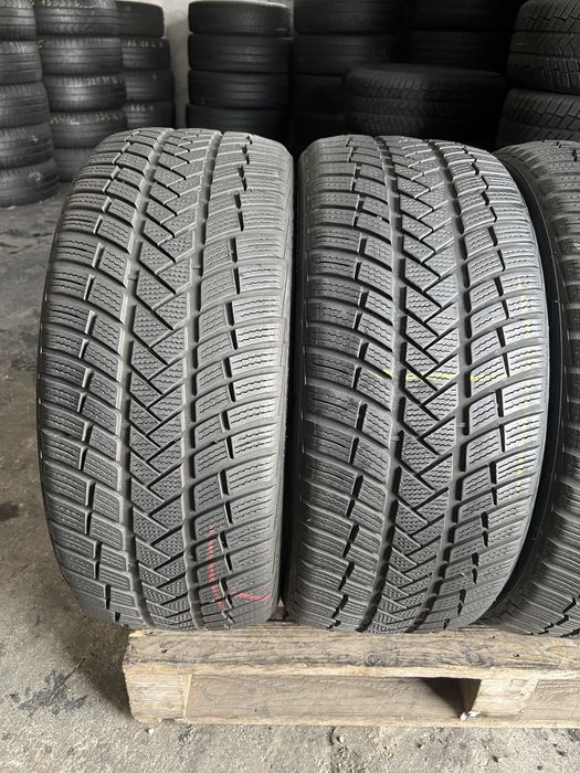 4 anvelope iarna 235/45/18 Vredestein DOT 2022 !