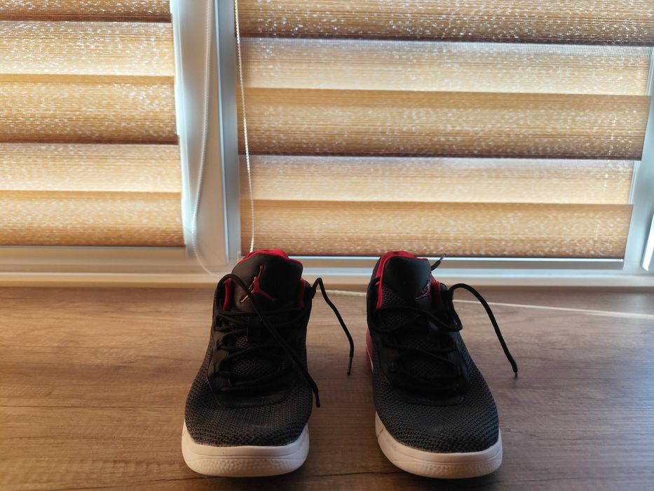 Маратонки Jordan