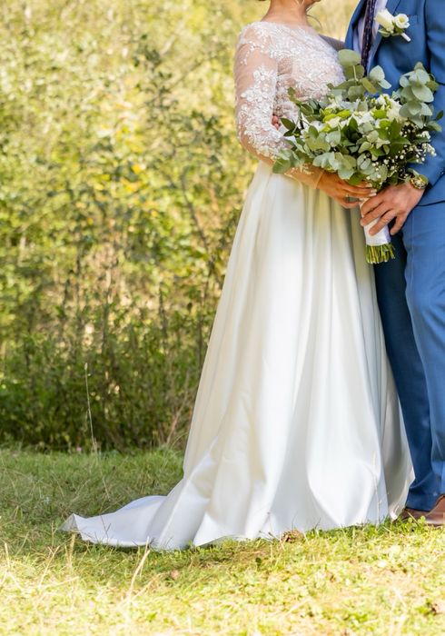 Rochie mireasa din tafta -model deosebit.