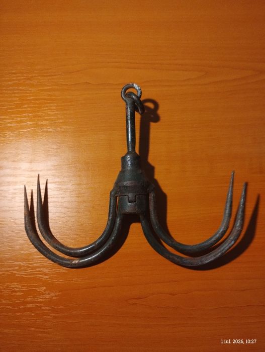 Ancora militara pliabilă