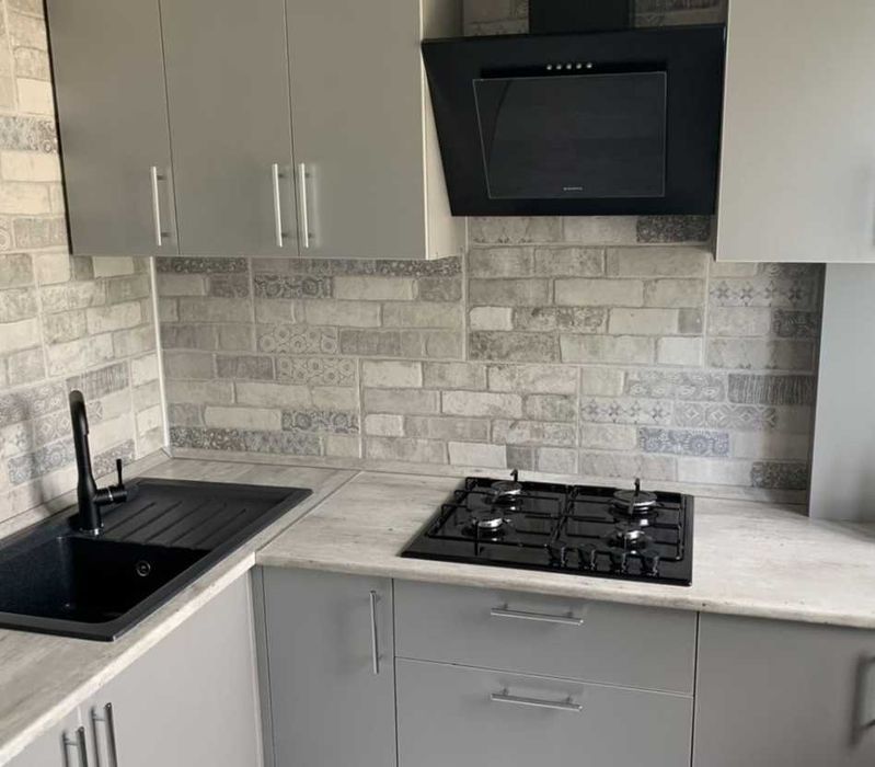 Дава се под наем Двустаен апартамент в Пловдив, Център - 60 кв.м за 316.2 € - Снимка #2