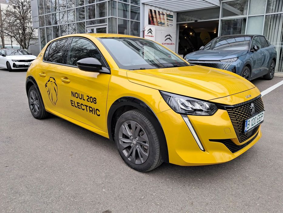 Peugeot 208 PEUGEOT E-208 Allure Pack Electric 100 KW /136 CP AT6