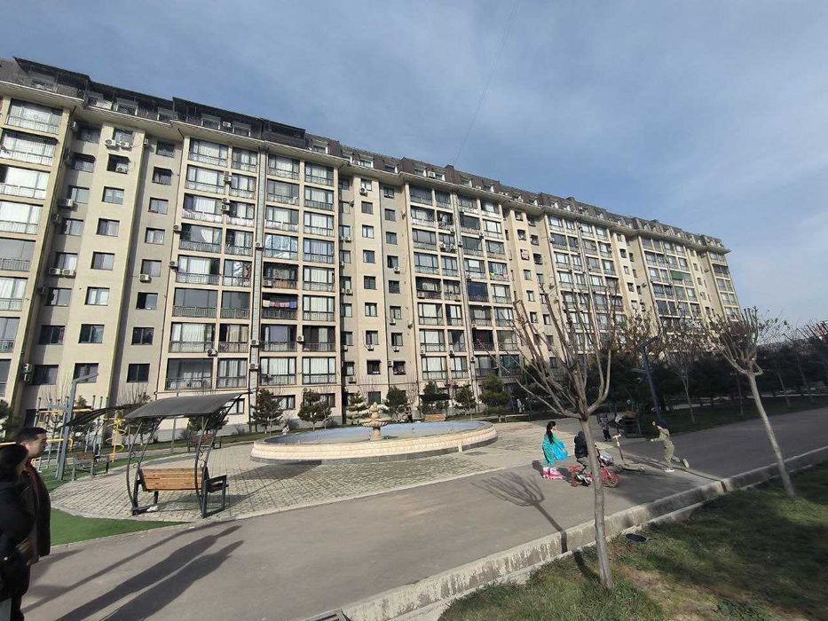 Продается 2/2/10 квартира на массиве Сергели 7, в ЖК "Seven Residence"