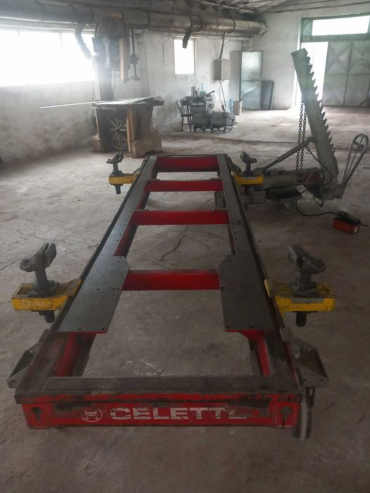 Стенд за изпъване на автомобили дозер