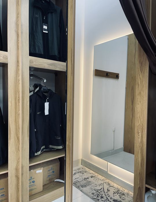 Полки для магазина одежды