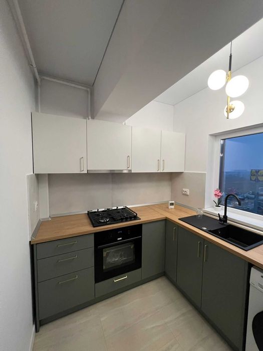 Închiriez apartament 2 camere zona Tătărași cu loc de parcare