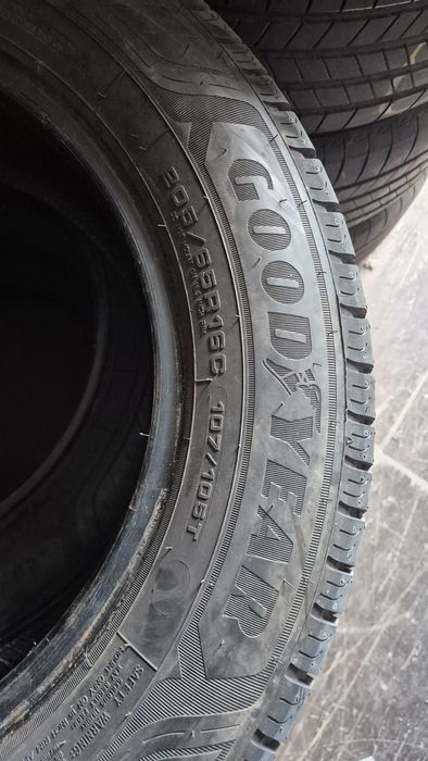 4бр.GOODYEAR Efficient Grip Cargo 2 205x65x16 C