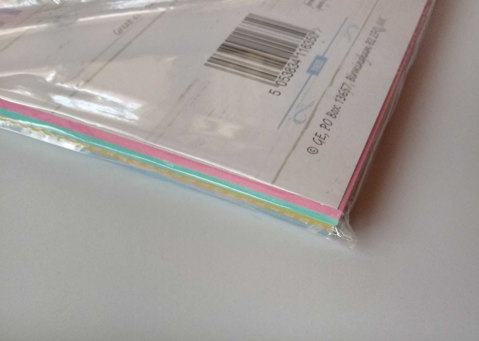 Цветен картон 140 gsm формат А4 за картички и творчески проекти