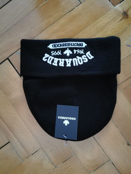 Caciula dsquared2 desquared  nouă, cu etiicheta