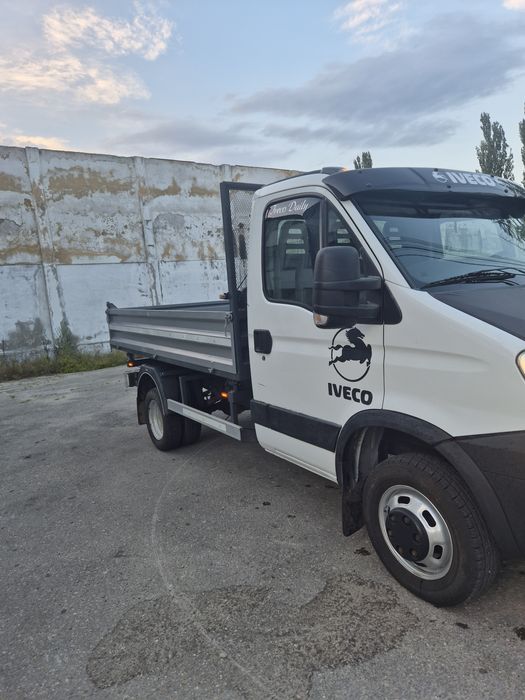 De vânzare iveco basculabil