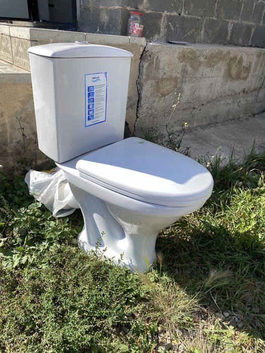 Продам унитаз