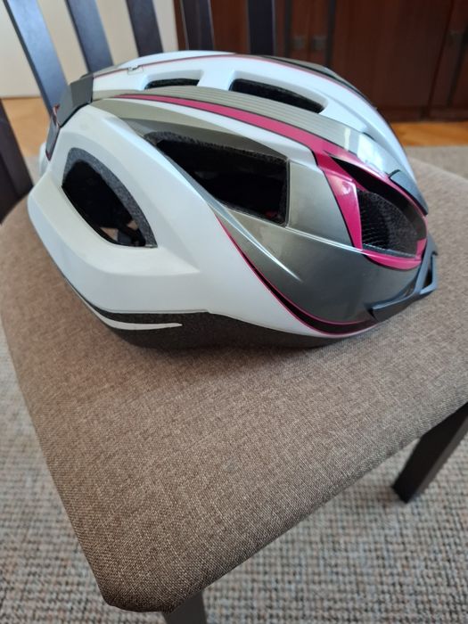 Велосипедна  каска