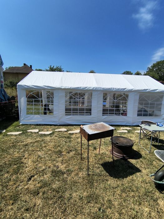 Închiriez pavilion tip cort 4x8m