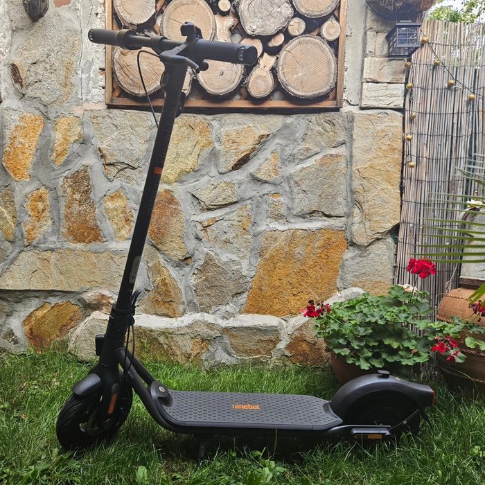 Електрическа тротинетка Segway F2