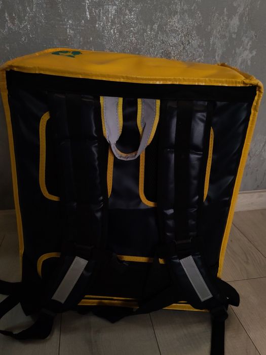 Продам сумку Glovo