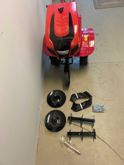 Мотофреза бензин. 5.2kW (7.0hp) 2+1 ск.+Аксесоар за фрезоване /В Кашон