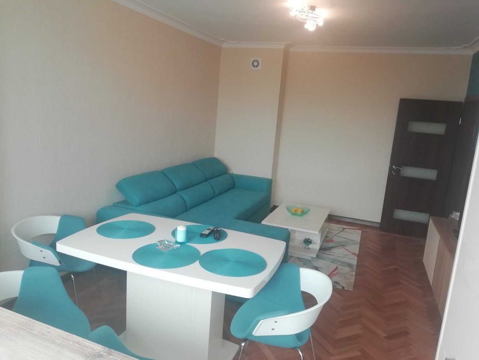 Дава се под наем Двустаен апартамент в София, Младост 1А - 68 кв.м за 423.3 € - Снимка #1