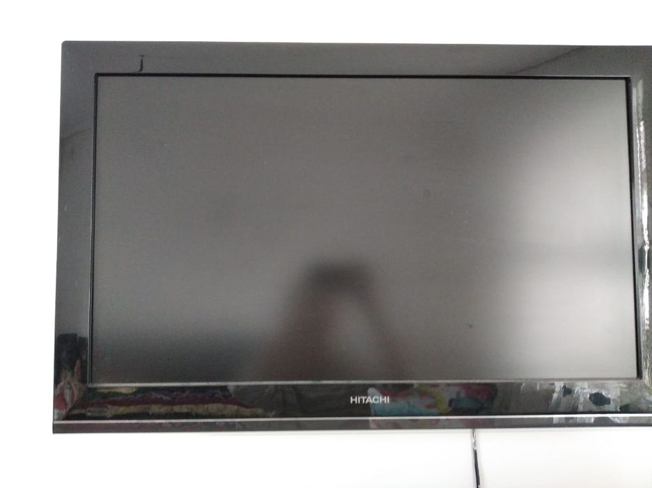 Срочно продам телевизор