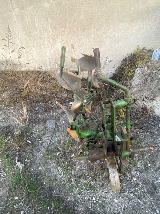 Плуг 2х25 обръщателен