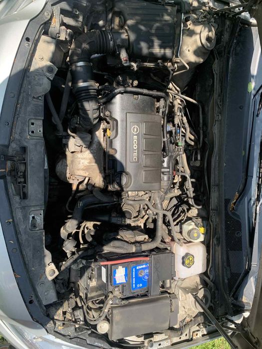 Продавам Опел Инсигния Турбо