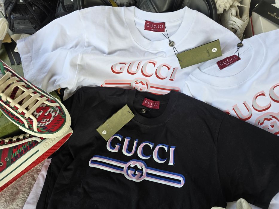 Супер качествени дамски тениски бяла и черна