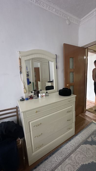 Спальний гарнитур