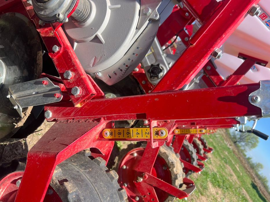 кукурузная сеялка