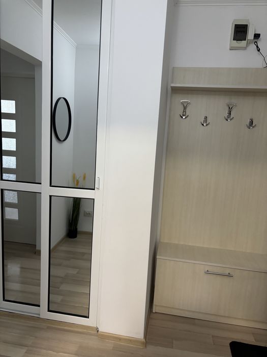 Închiriez apartament 2 camere