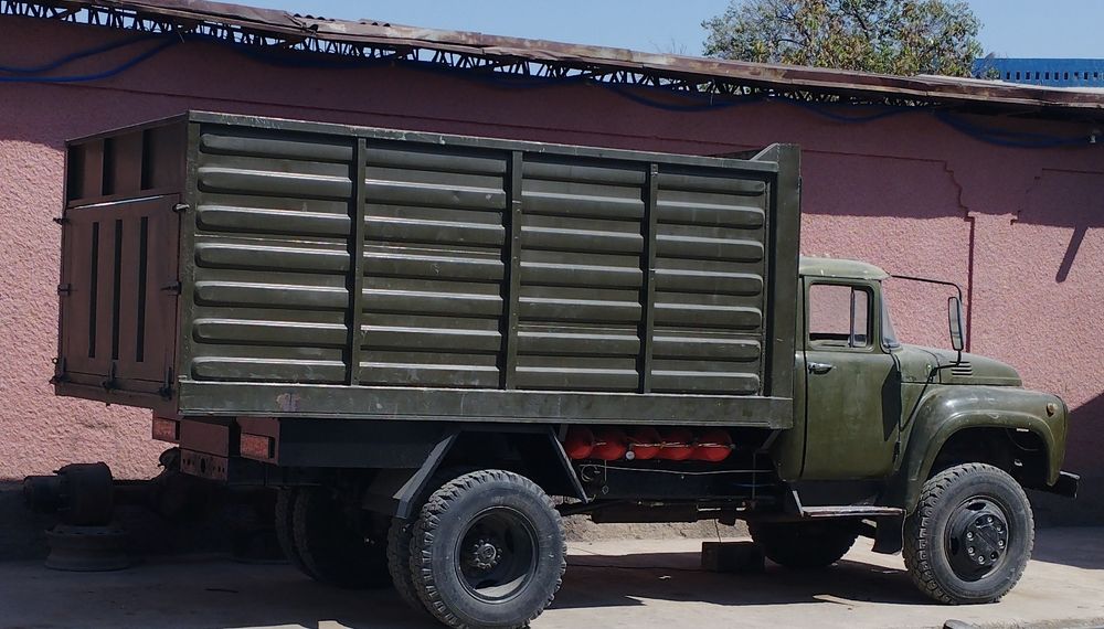 ЗИЛ самосвал сотилади. .