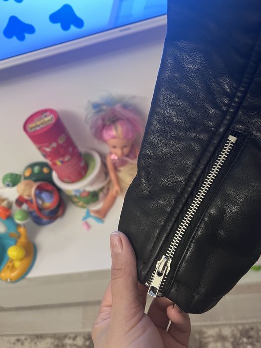 Haina piele cu guler detasabil