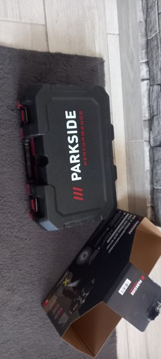 Masina de gaurit si înșurubat parkside
