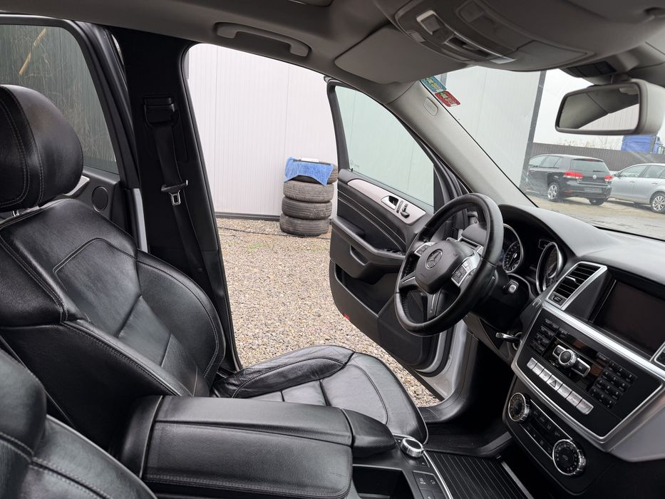 Mercedes ML 250 Amg - panoramic