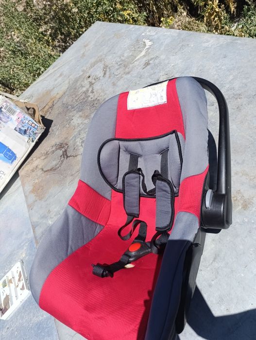 Авто кресло продам