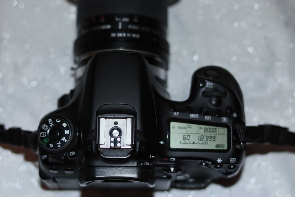 Aparat foto  Canon  dslr 70 D cadre 12000