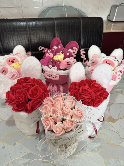 Мыльные и игрушечные букеты